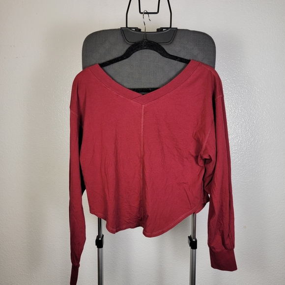 JoyLab Boxy Fit Cropped Long Sleeve Tee Red Size XS - Picture 2 of 7